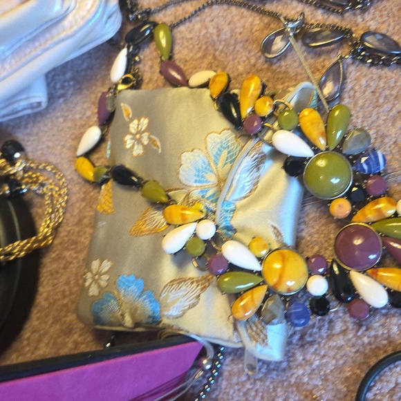 Bundle Mutiple Items - Picture 5 of 9